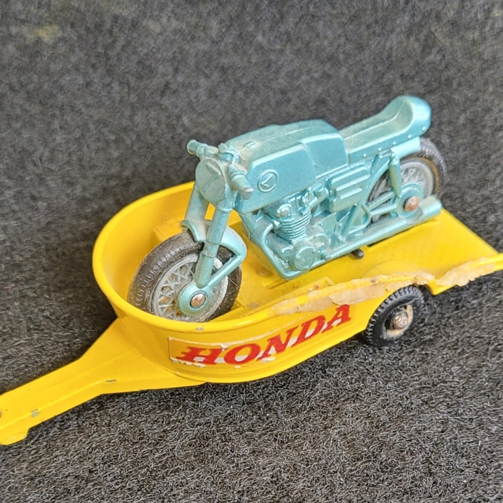 Vintage Lesney Matchbox Honda Motorcycle & Trailer